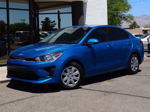 Used 2021 Kia Rio S FWD image 2