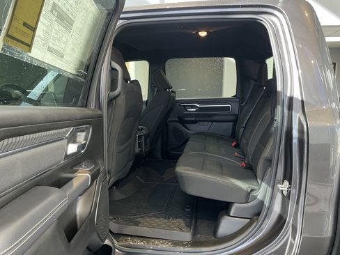 New 2025 RAM 1500 Big Horn image 32