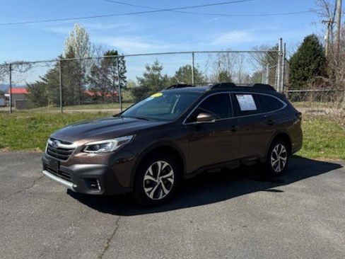 Used 2020 Subaru Outback Limited image 1