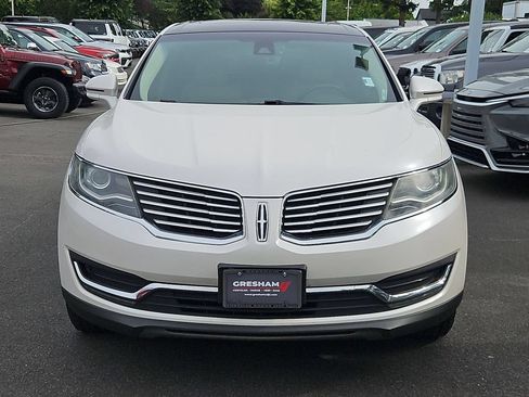 Used 2016 Lincoln MKX Select w/ Select Plus Package AWD/4WD image 2