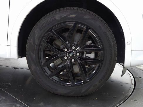 Certified 2025 Land Rover Discovery Sport S image 13