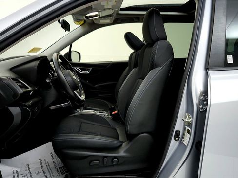 Used 2020 Subaru Forester Premium image 37
