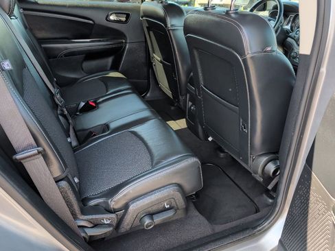 Used 2018 Dodge Journey Crossroad AWD/4WD image 36
