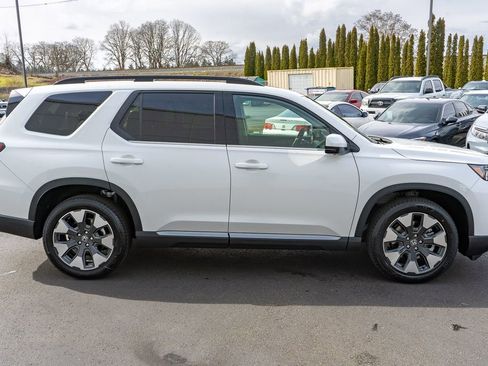 New 2026 Honda Pilot Elite image 5