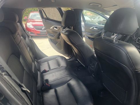 Used 2017 INFINITI QX30 AWD image 80