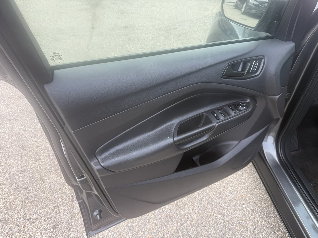 Used 2018 Ford Escape S FWD image 11