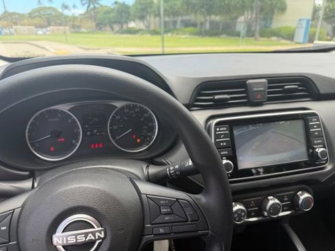 Used 2024 Nissan Versa S w/ S Plus Package FWD image 9