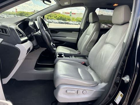 Used 2018 Honda Odyssey EX-L image 17