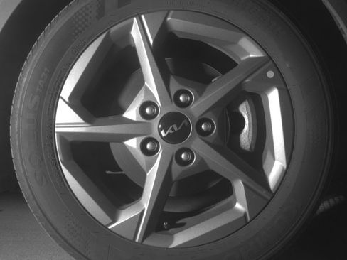 Used 2025 Kia K4 LXS image 13