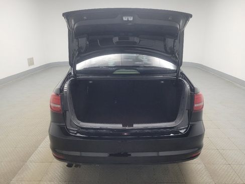 Used 2016 Volkswagen Jetta SE FWD image 29