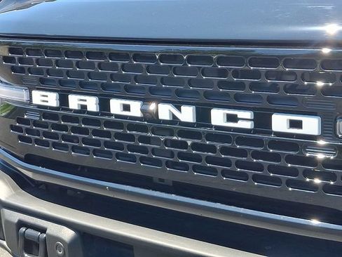 Used 2025 Ford Bronco Badlands AWD/4WD image 37