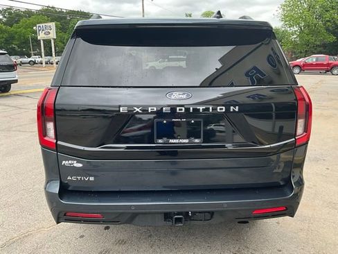 Used 2025 Ford Expedition Active RWD image 8