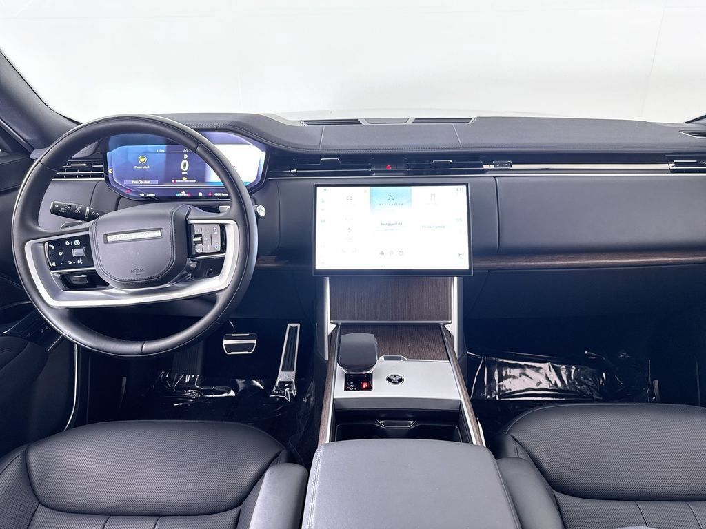 Used 2024 Land Rover Range Rover SE AWD/4WD image 19
