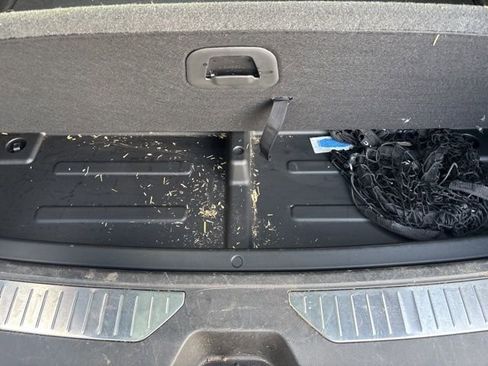 Used 2023 Chevrolet Suburban RST w/ Luxury Package image 31