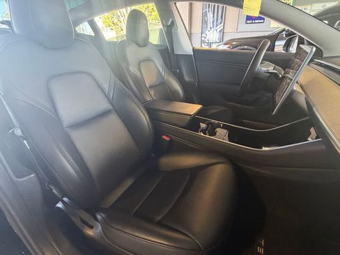 Used 2019 Tesla Model 3 Standard Range RWD image 11