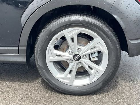 Certified 2023 Hyundai Kona SEL AWD/4WD image 12