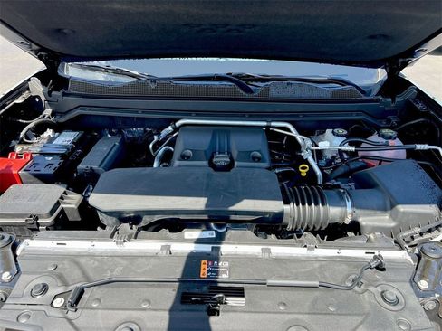 New 2025 GMC Canyon Elevation w/ Convenience Package image 23