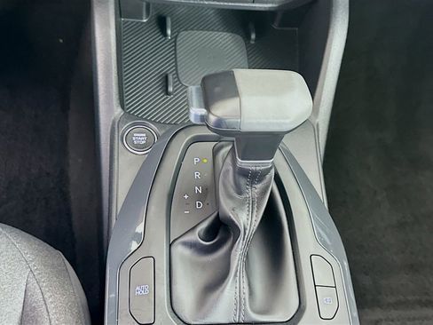 Used 2025 Kia K4 EX image 16