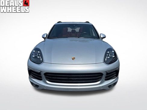 Used 2016 Porsche Cayenne S w/ Premium Plus Package AWD/4WD image 8