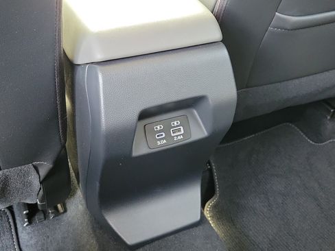 Certified 2024 Subaru Crosstrek 2.0i Premium AWD/4WD image 15
