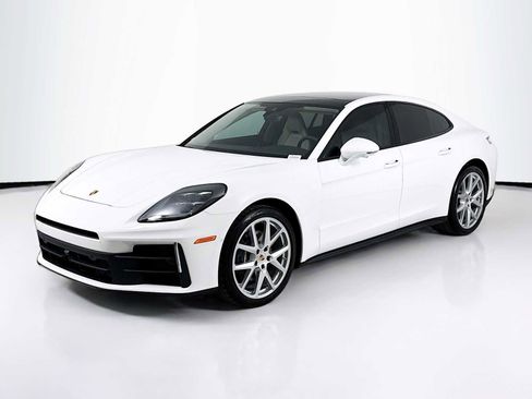 New 2026 Porsche Panamera image 1