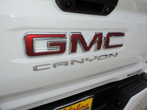 New 2026 GMC Canyon Elevation w/ Convenience Package RWD image 11