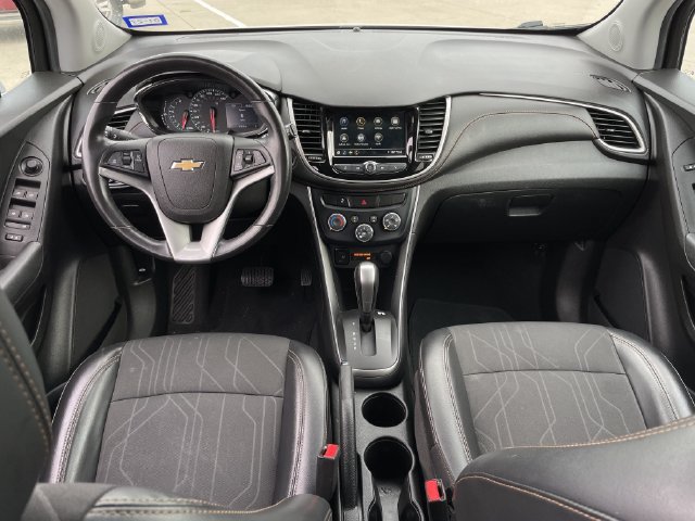 Used 2019 Chevrolet Trax LT w/ LT Convenience Package FWD image 10