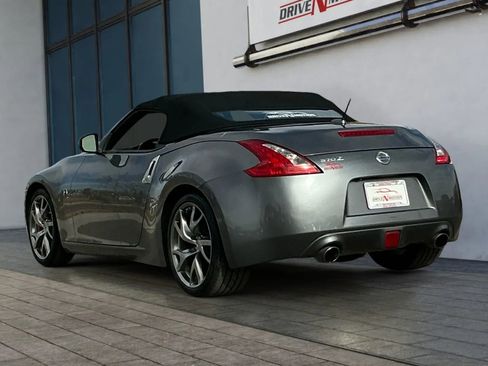 Used 2014 Nissan 370Z Touring w/ Sport Package image 6