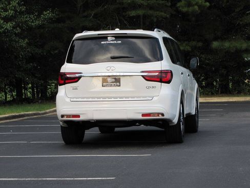 Used 2023 INFINITI QX80 Luxe w/ Cargo Package AWD/4WD image 10