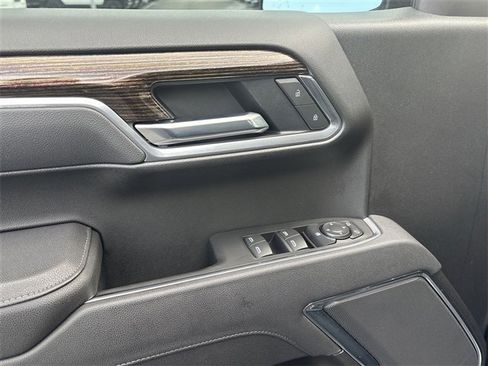 Certified 2025 GMC Sierra 1500 Elevation image 23