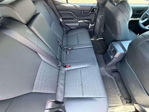 Used 2025 Toyota 4Runner TRD Off-Road Premium AWD/4WD image 11