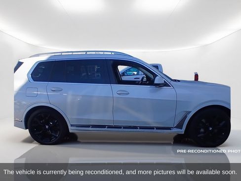 Used 2026 BMW X7 xDrive40i AWD/4WD image 4
