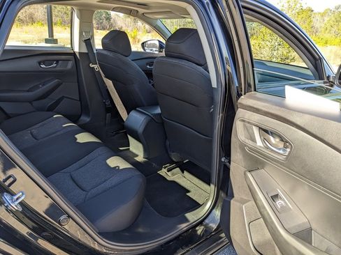 Used 2024 Honda Accord EX image 38