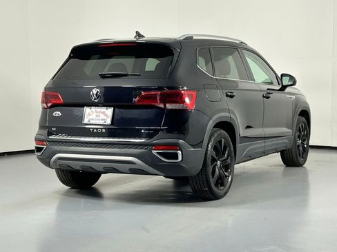 Used 2023 Volkswagen Taos SE w/ Black Wheel Package AWD/4WD image 7