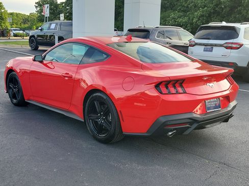 Used 2026 Ford Mustang Premium RWD image 4