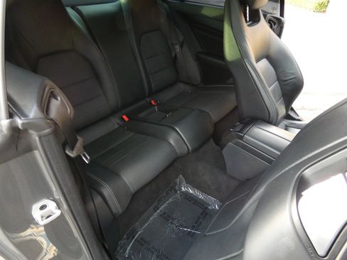 Used 2017 Mercedes-Benz E 400 Coupe image 38