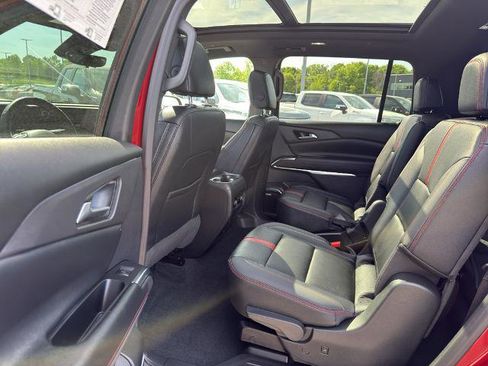 Certified 2024 Chevrolet Traverse RS AWD/4WD image 31