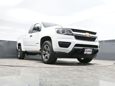 Used 2018 Chevrolet Colorado W/T w/ WT Convenience Package image 29