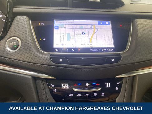 Certified 2024 Cadillac XT5 Premium Luxury w/ LPO, Floor Liner Package AWD/4WD image 18