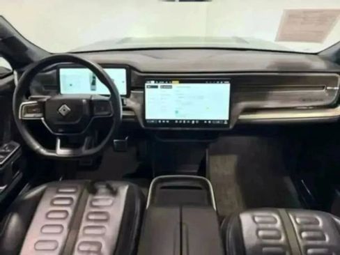 Used 2022 Rivian R1T Adventure image 45