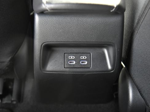 Used 2024 Toyota Corolla SE w/ SE Package FWD image 39