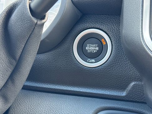 New 2025 RAM 2500 Big Horn image 27