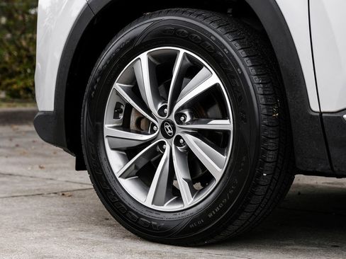 Used 2019 Hyundai Santa Fe SEL image 68