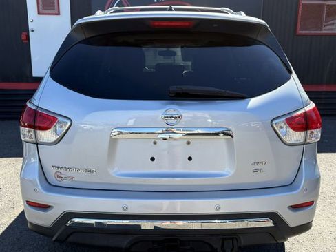 Used 2013 Nissan Pathfinder SL w/ SL Premium Pkg AWD/4WD image 3