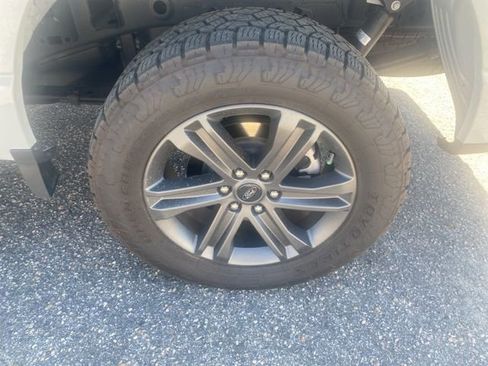 Used 2023 Ford F150 XLT w/ Equipment Group 302A High image 13