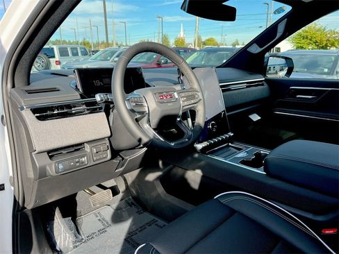 New 2026 GMC Sierra EV Elevation image 10