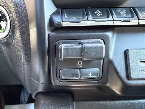 Used 2023 GMC Sierra 2500 AT4 w/ Gooseneck/5TH Wheel Package AWD/4WD image 30