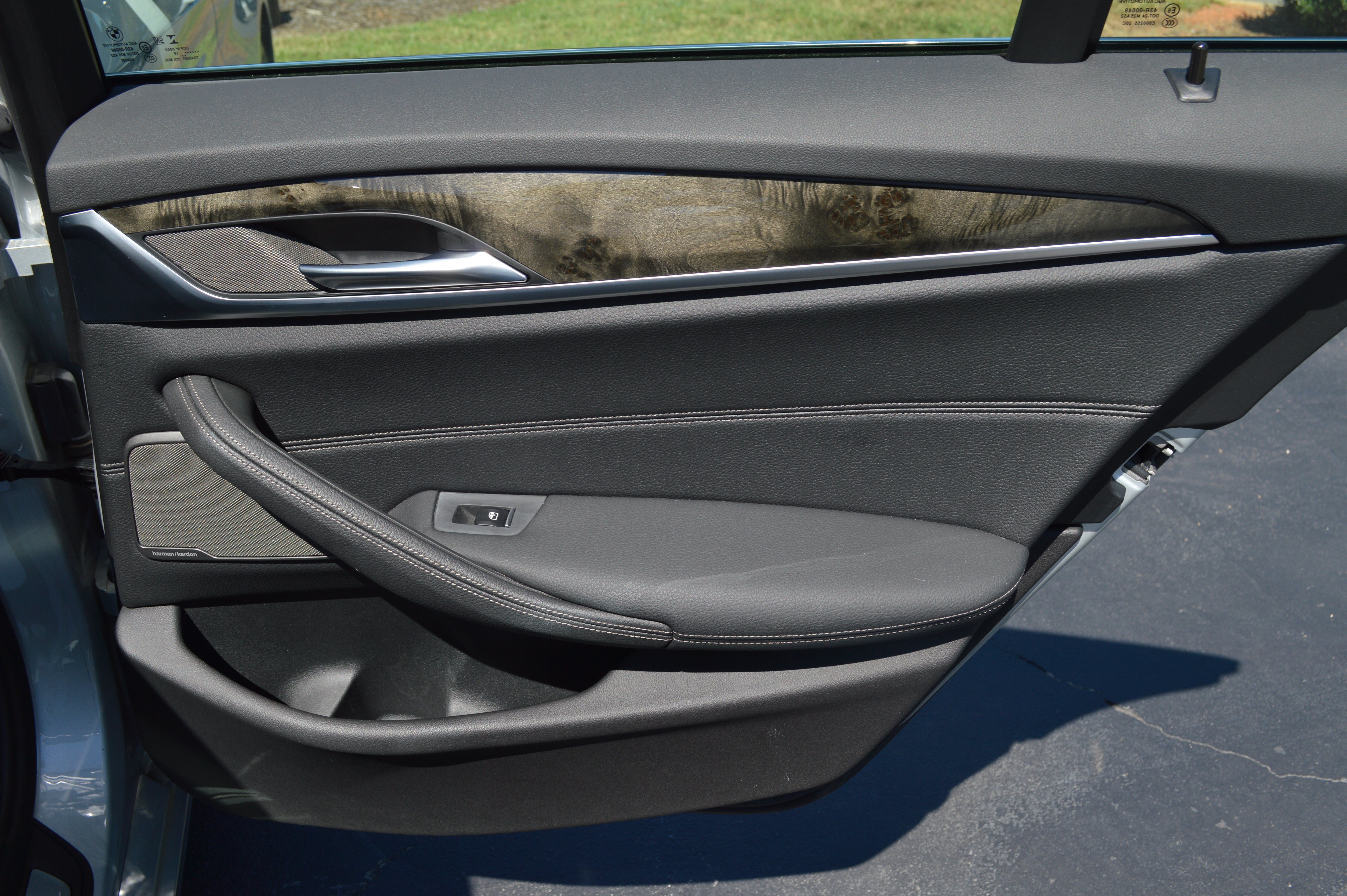 Used 2019 BMW 540i RWD image 31