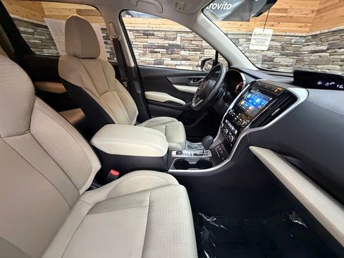 Used 2022 Subaru Ascent Premium w/ Convenience Package AWD/4WD image 15