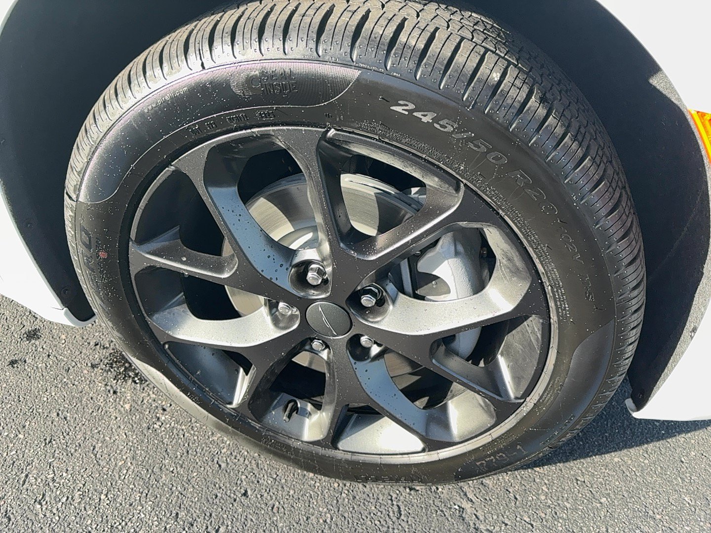 New 2027 Chrysler Pacifica Select AWD/4WD image 9